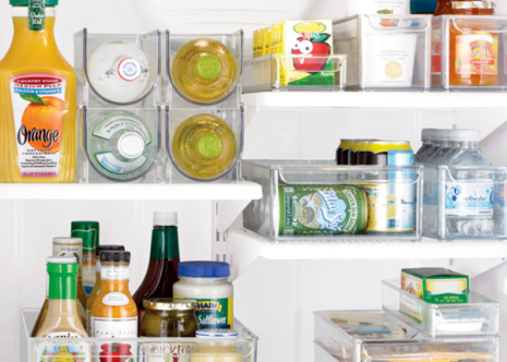 Aprenda a manter sua geladeira organizada em dois passos