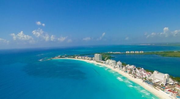 TAM planeja voo direto para Cancun