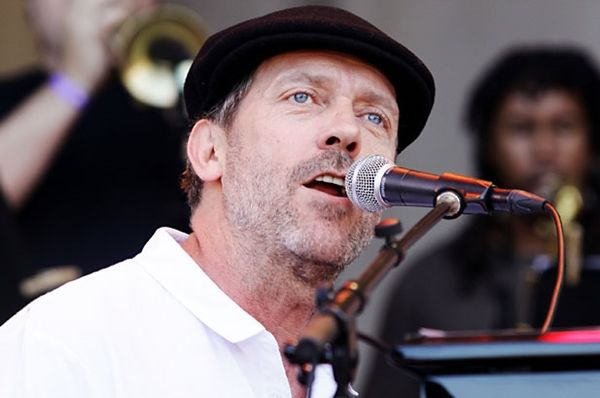 ator-cantor-hugh-laurie