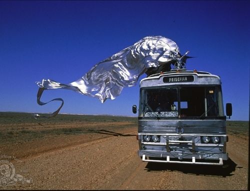 filme-musical-priscilla-rainha-do-deserto