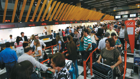 Vai viajar no fim de ano? Veja dicas para se sair bem em meio ao tumulto dos aeroportos