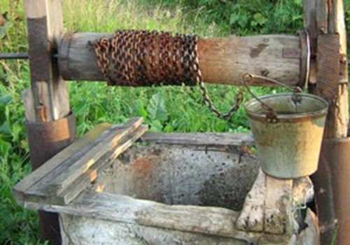 jovem-cai-em-poco-durante-sexo