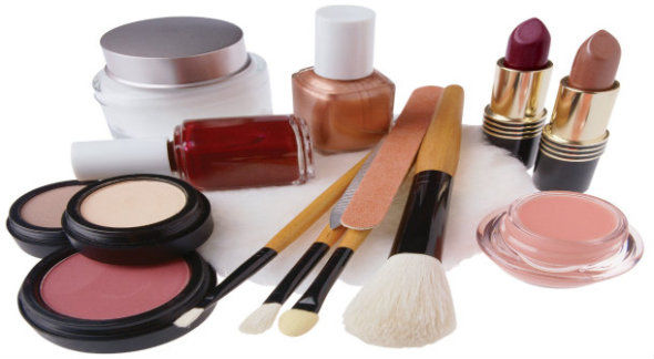 Beleza de verão: veja opções de cosméticos lançados nesse mês de dezembro