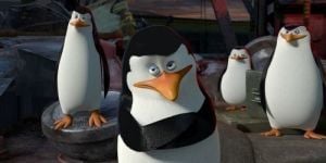 "Os Pinguins de Madagascar" tem estreia modesta e amarga 2º lugar nos cinemas dos EUA