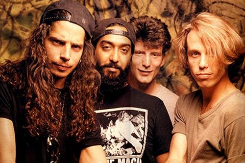 bandas-sucesso-anos-90-soundgarden