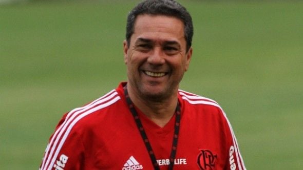 Flamengo tem 12 jogadores fora dos planos na pré-temporada e 3 amistosos pra esse mês – veja