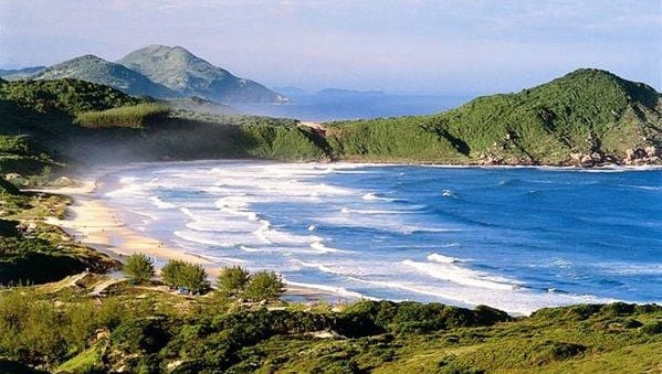 praias-brasileiras-praia-do-rosa