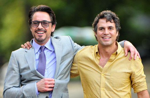 Mark Ruffalo e Robert Downey Jr. falam sobre 'Vingadores 2' e novo trailer pode sair dia 3
