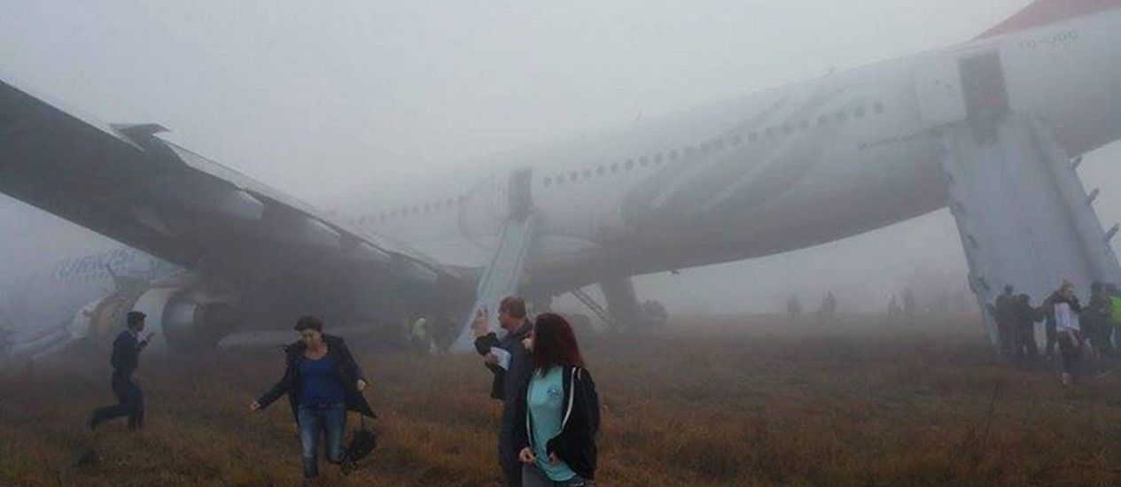 aviao-turkish-airlines-derrapa