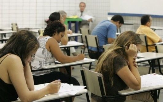 Concursos com inscrições abertas nesta segunda-feira (20) oferecem mais de 600 vagas - Veja