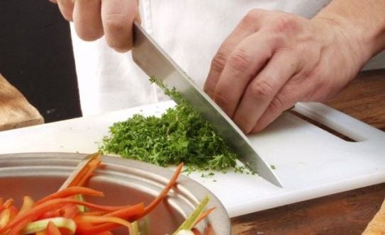 Veja dicas de cuidados para o bom uso e manutenção das facas de cozinha