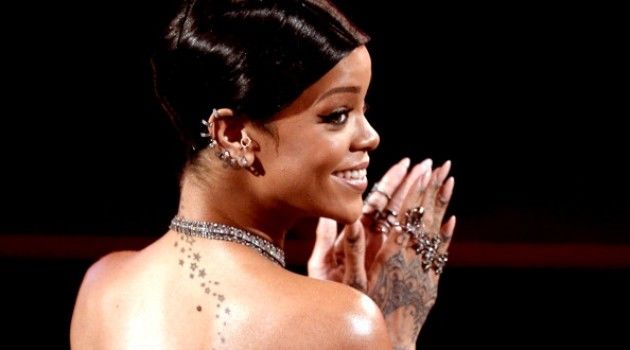 rihanna-cantora