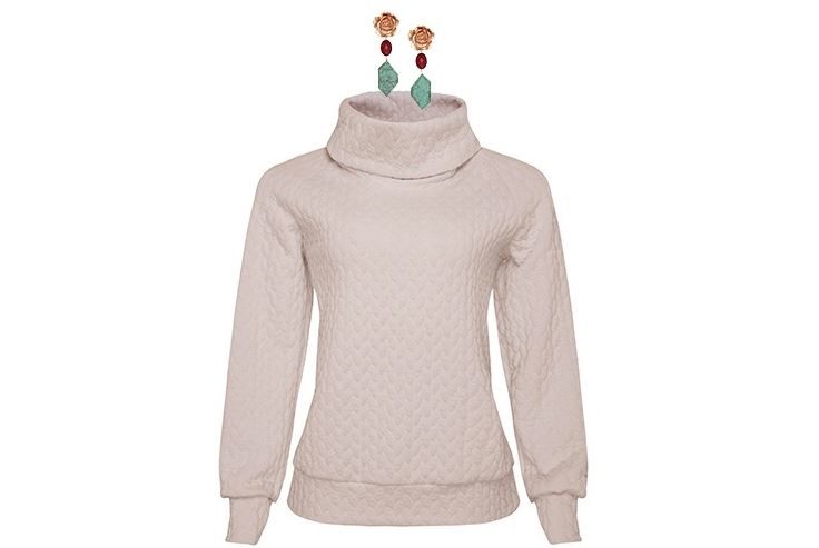 Blusa com manga e gola volumosa