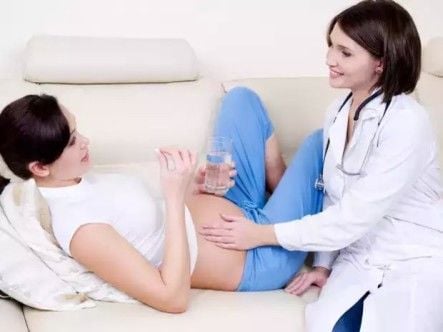 Mulheres com HIV podem ou não engravidar? Esclareça dúvidas comuns sobre o assunto