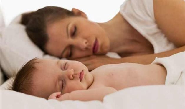 Razões pelas quais o bebê pode dormir à tarde