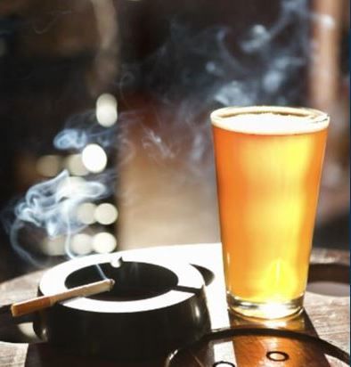 Cigarro e bebida alcoólica