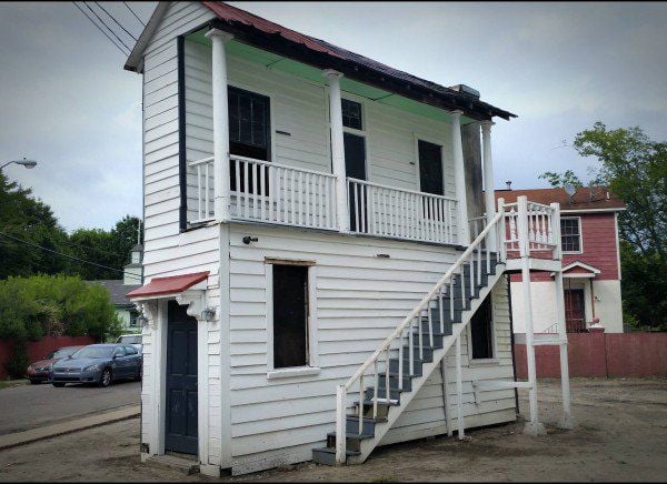 Spite house