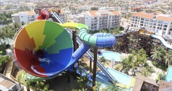 Parques aquáticos do Brasil que vale a pena visitar