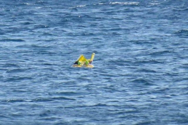 Bebê esquecido em alto mar