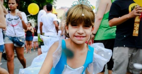 Opções de fantasias infantis baratas para o carnaval de rua em São Paulo