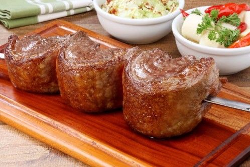 Dicas para fazer um bom churrasco e evitar erros comuns no preparo da carne