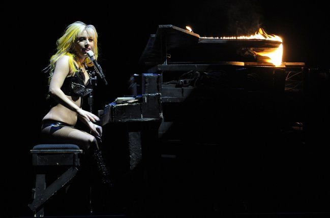 Lady Gaga – "Born This Way Ball"