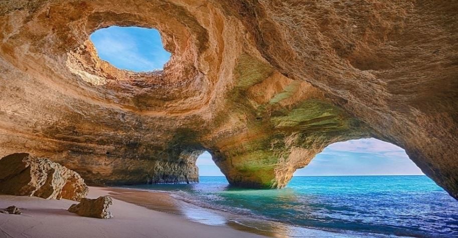 Algar de Benagil – Portugal