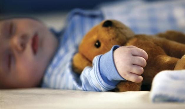 Como evitar a pirraça da criança na hora de dormir