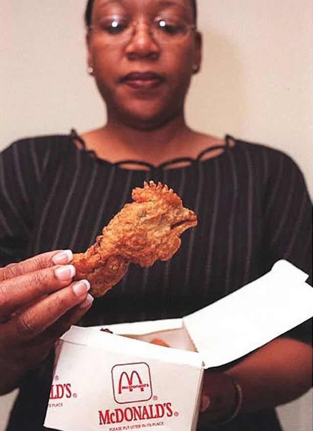 Cabeça de galinha no fast-food