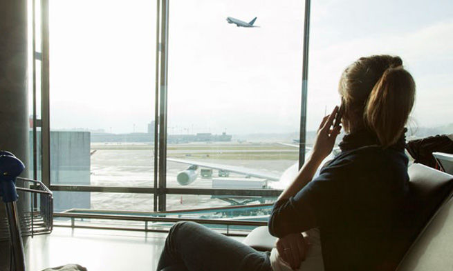 Dicas para impulsionar o visual na hora de viajar de avião