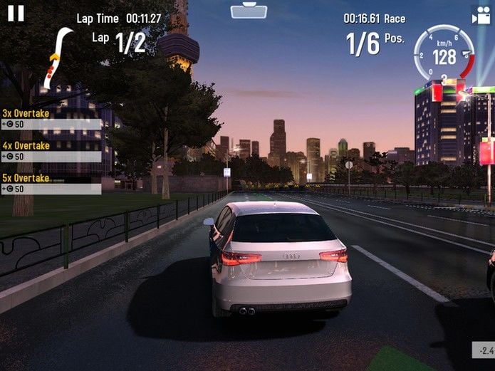 GT Racing 2: The Real Car Experience (Android, iOS e Windows Phone)