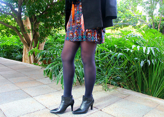 Meia-calça com botas