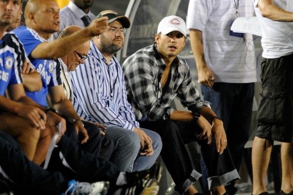 ashton-kutcher