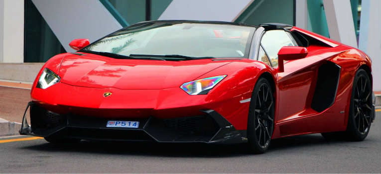 Lamborghini Aventador Roadster (US$ 795 Mil)