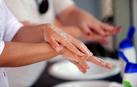 Coisas que você precisa saber sobre lavar as mãos