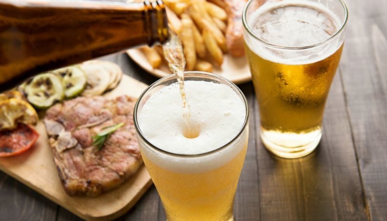 5 tipos de cerveja e os melhores petiscos para acompanhar cada um